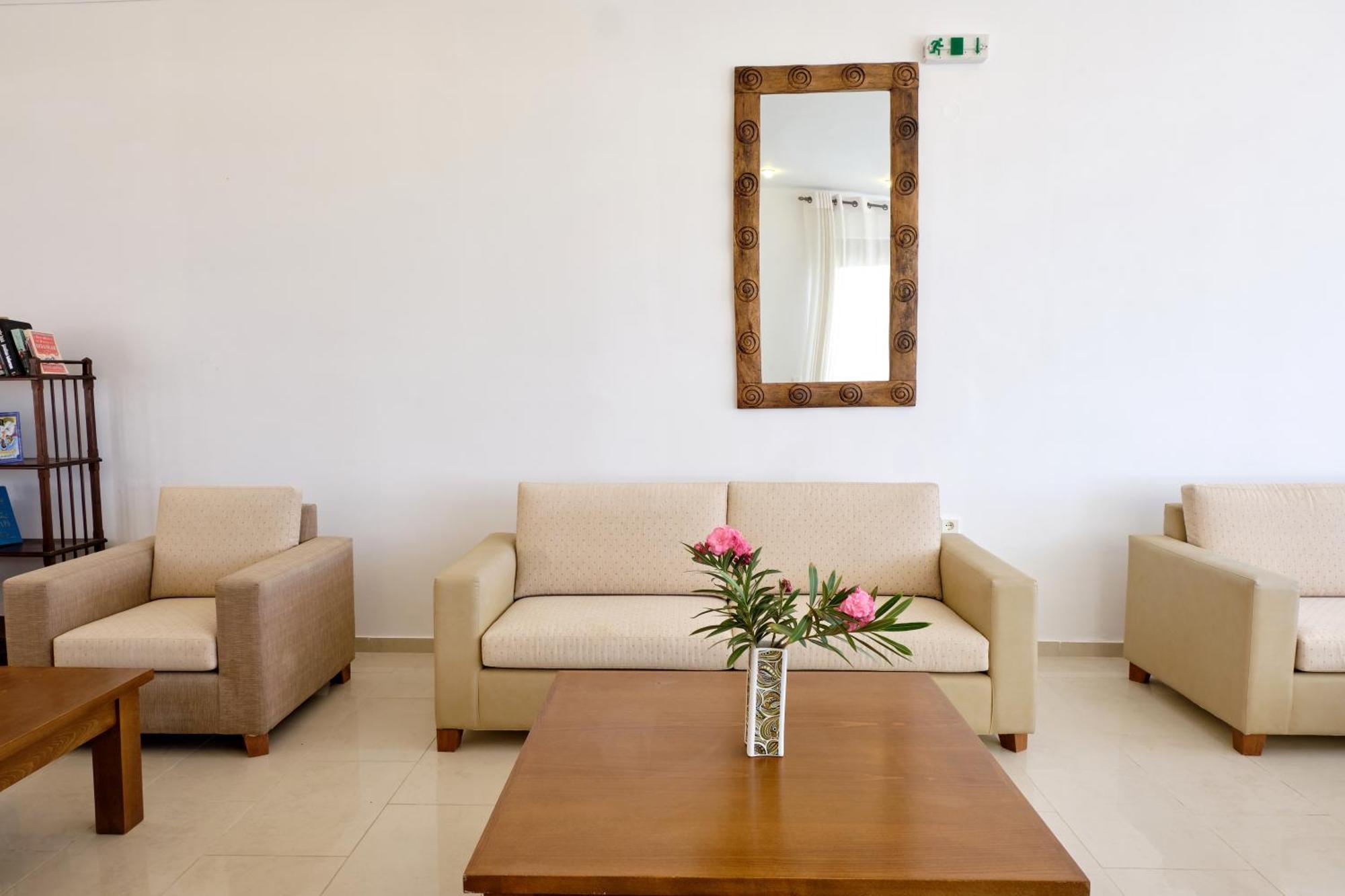 Niros Beachfront Aparthotel Kokkini Hani Екстериор снимка