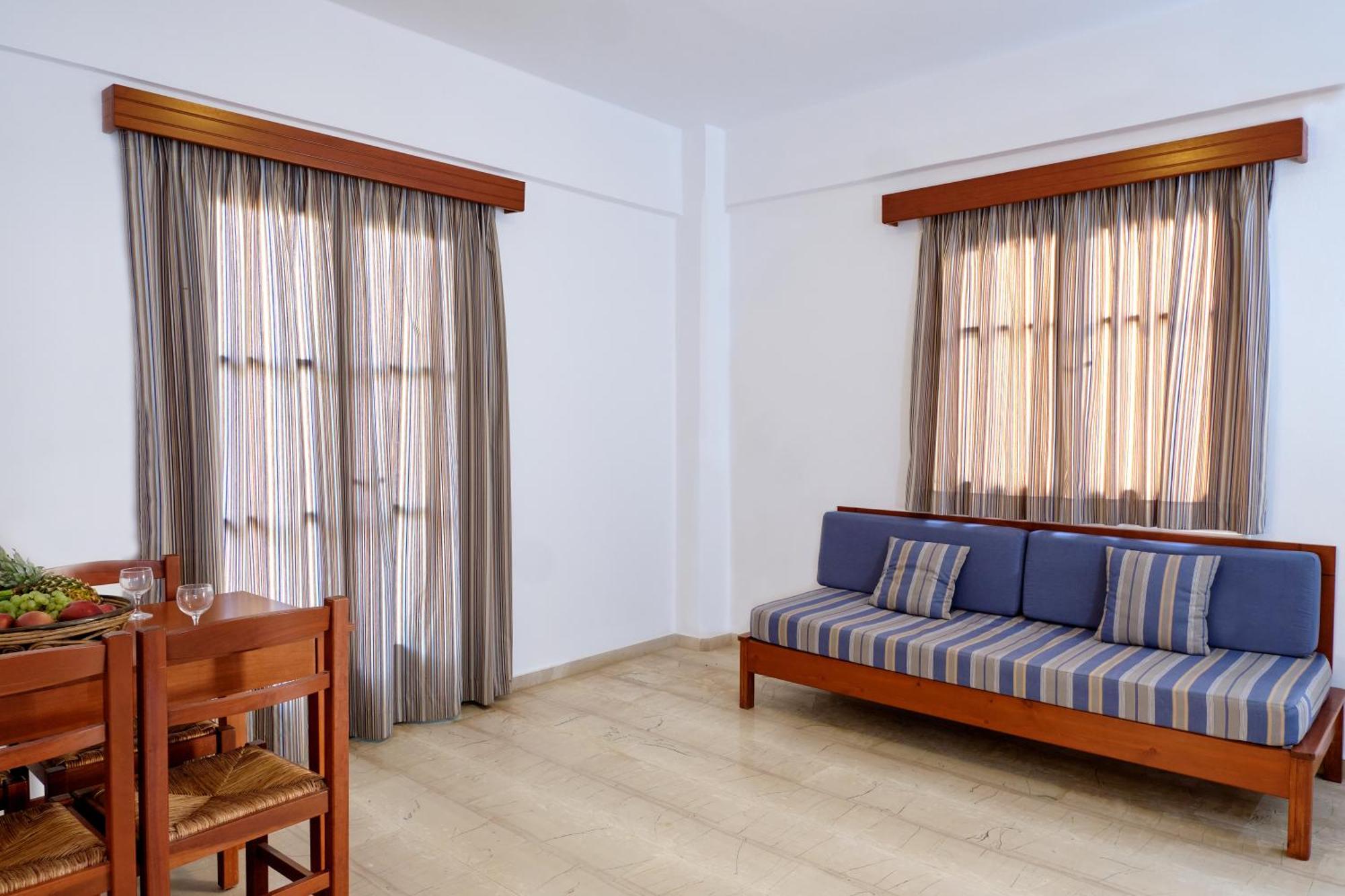 Niros Beachfront Aparthotel Kokkini Hani Екстериор снимка
