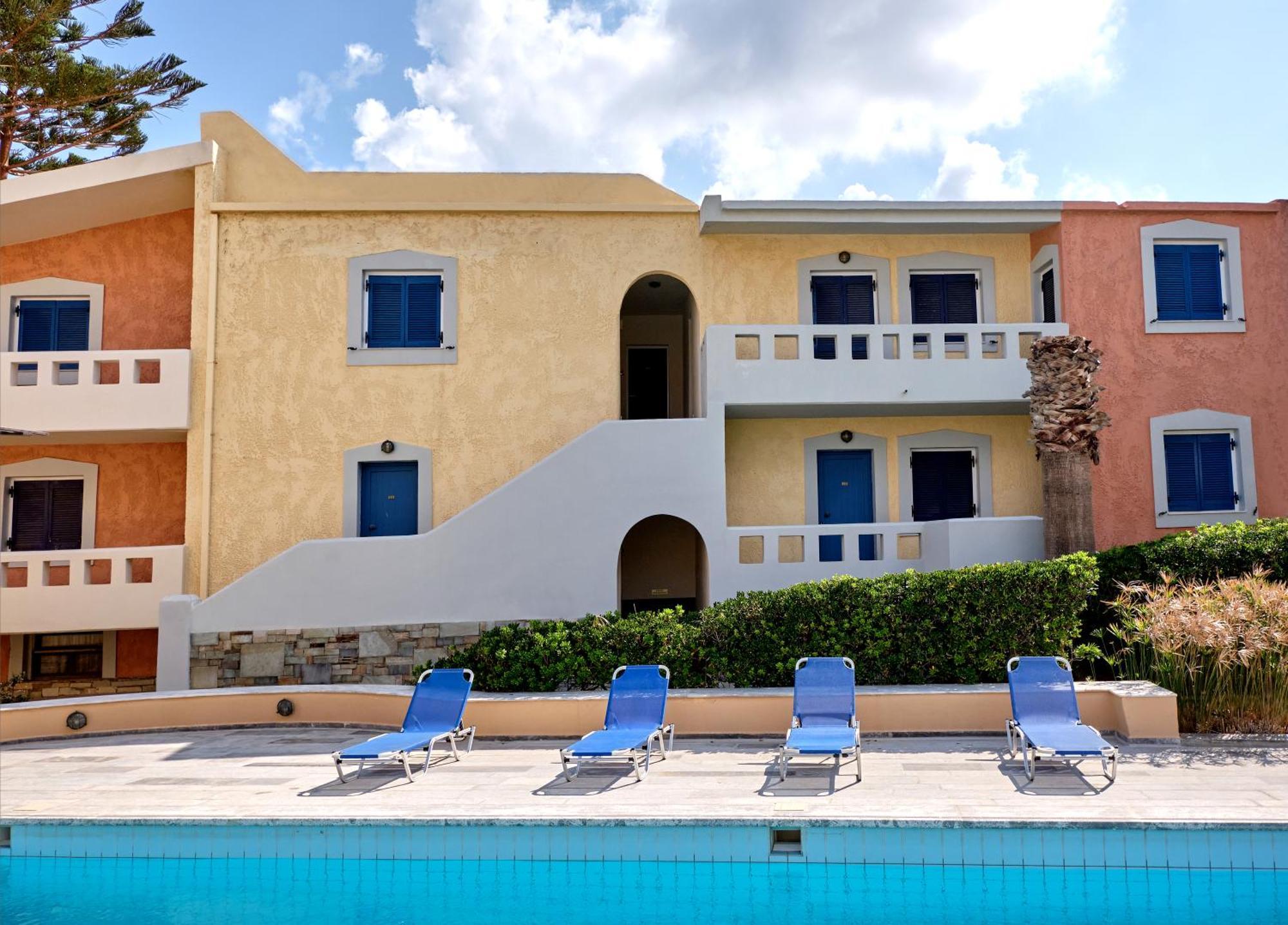 Niros Beachfront Aparthotel Kokkini Hani Екстериор снимка