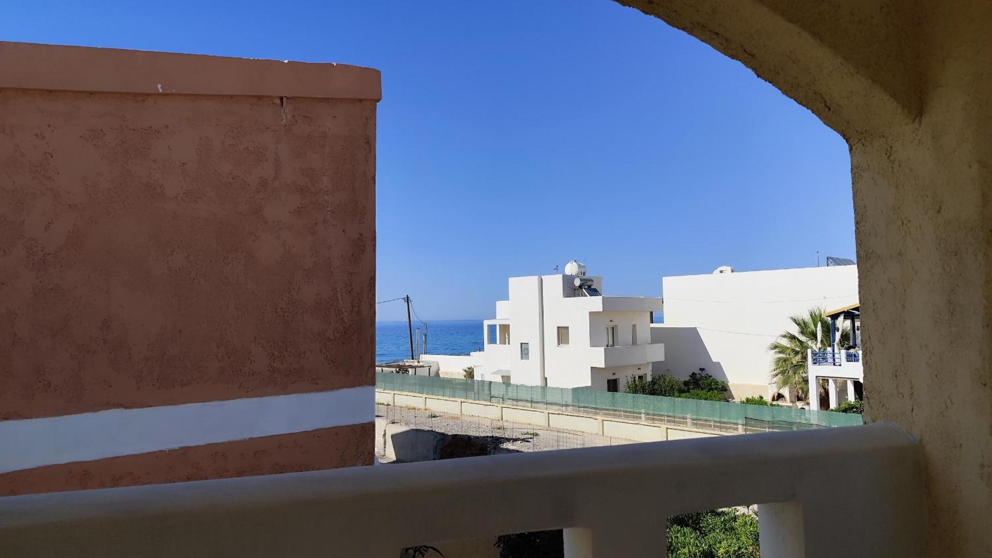 Niros Beachfront Aparthotel Kokkini Hani Екстериор снимка