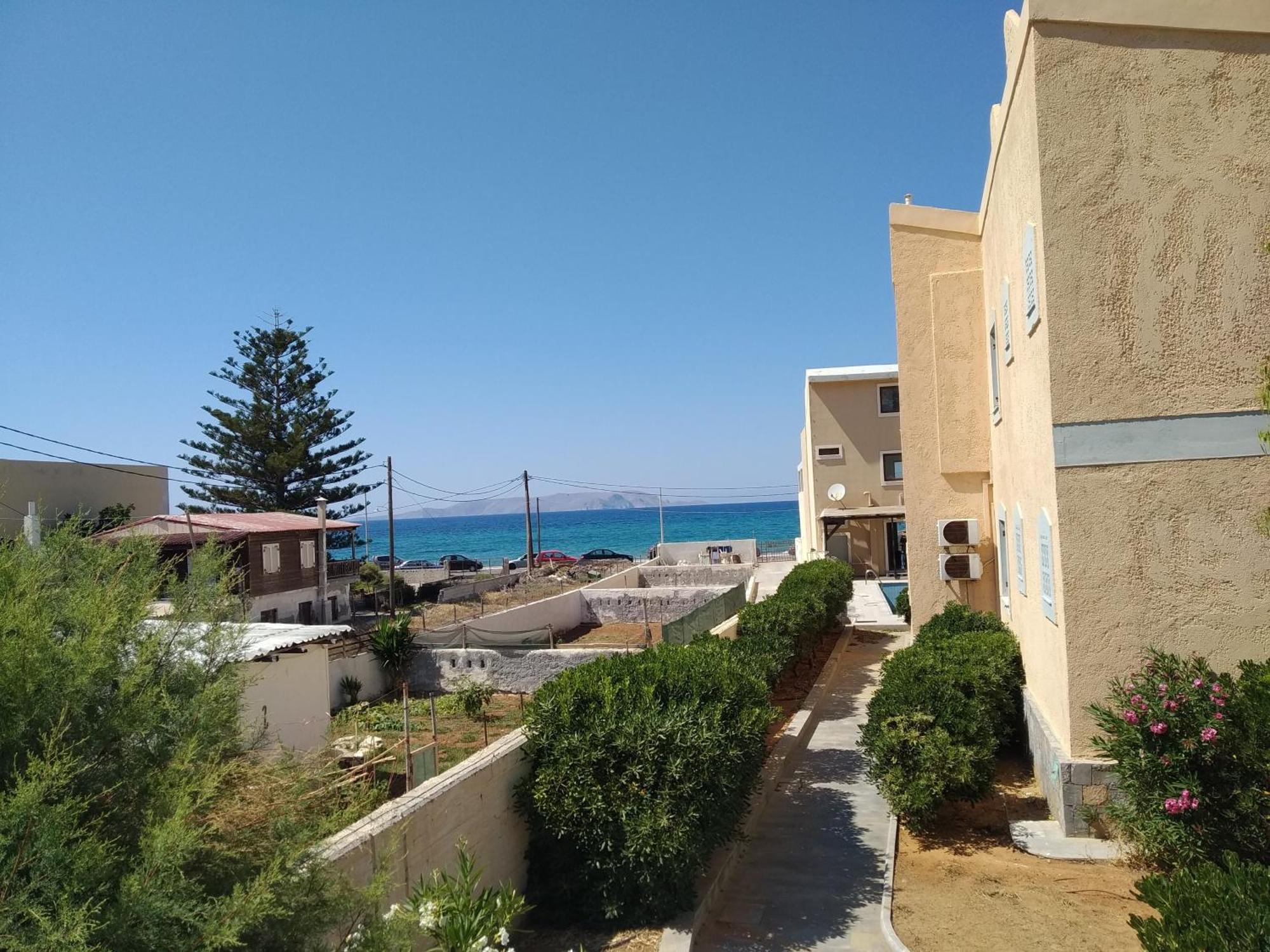 Niros Beachfront Aparthotel Kokkini Hani Екстериор снимка